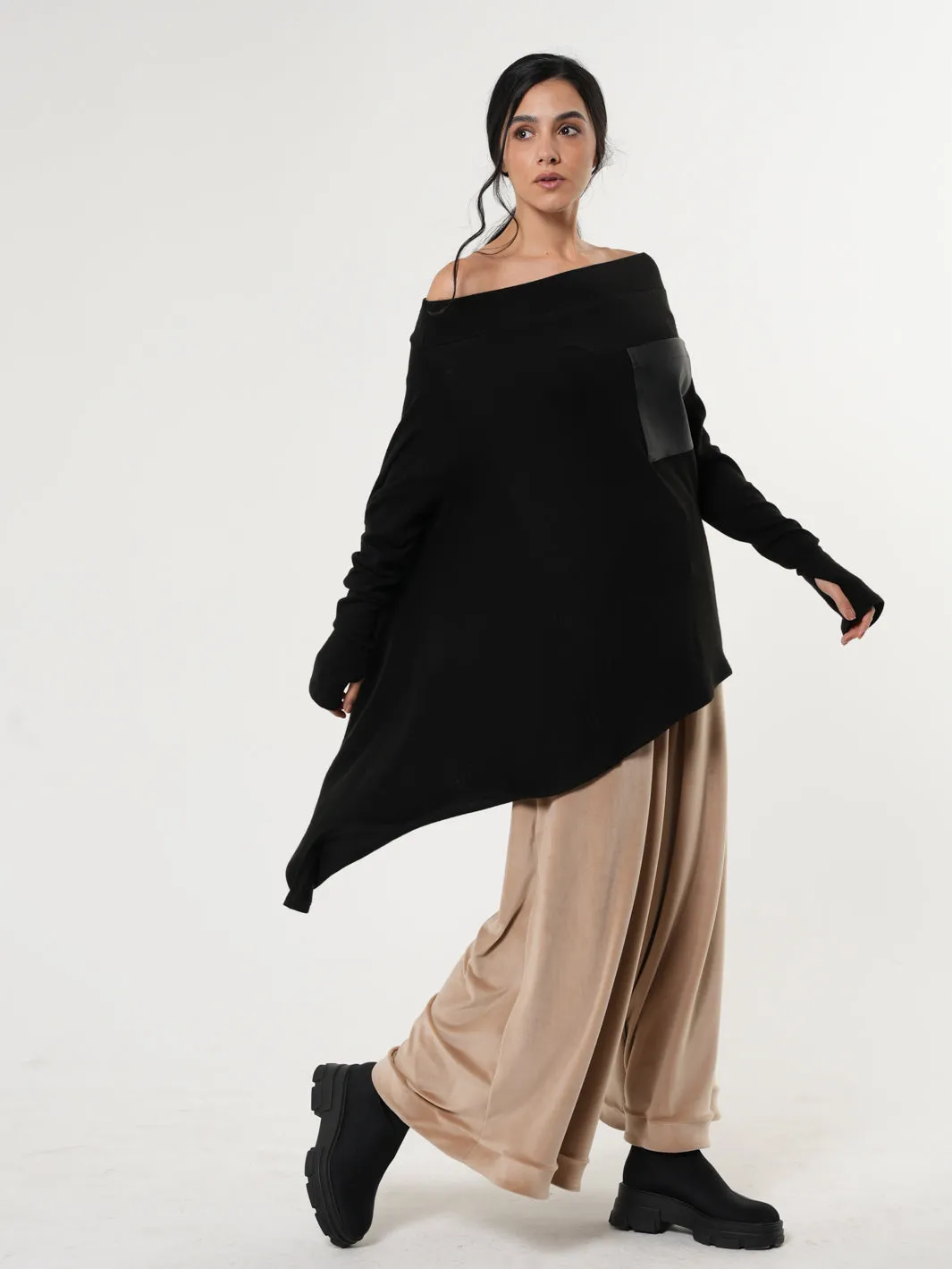 Oversize Knitted Tunic In Black